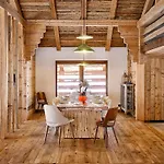 Spacieux Au Grand-bornand Avec Parking Et Animaux Admis - Fr-1-467-151 * Le Grand-Bornand