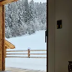 Spacieux Au Grand-bornand Avec Parking Et Animaux Admis - Fr-1-467-151 Chalet Le Grand-Bornand