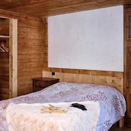 Spacieux Au Grand-bornand Avec Parking Et Animaux Admis - Fr-1-467-151 *